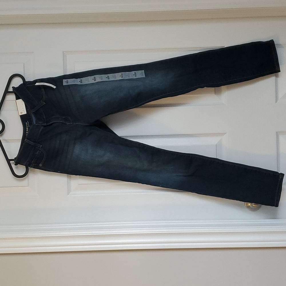 NWT dark blue Old Navy skinny jeans